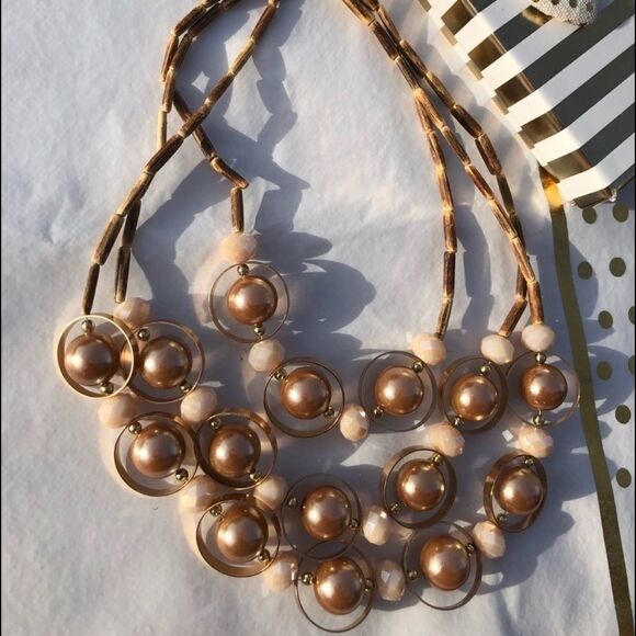 SUMMER Necklace & Earring Set Faux Pearls and  Wooden beads  New - Picture 7 of 7